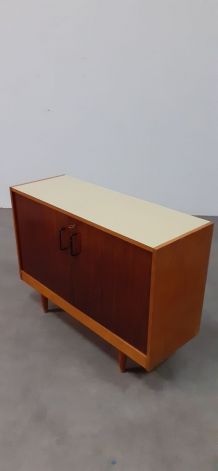 Buffet vintage plateau en formica jaune