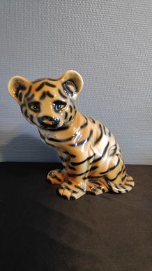 tigre ancien en céramique
