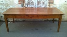 Table de ferme en noyer époque 19eme