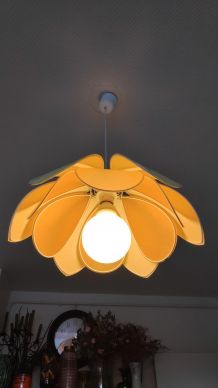 suspension fleur vintage bicolore et bi-corolle