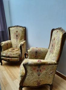 Paires de Fauteuils anciens de style "louis XVI"