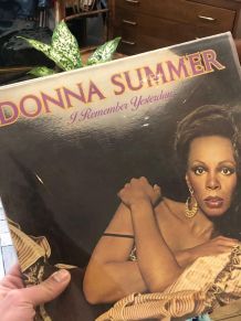 Vinyle 33 Donna Summer " I remember yesterday "