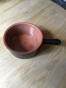 Ancien pot (poêlon) en grès vernisse 