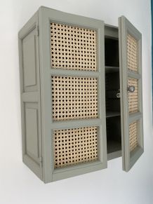 Armoire pharmacie