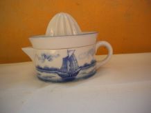 joli presse-citrons vintage en porcelaine