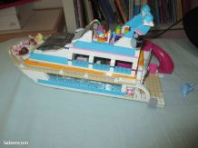 Yatch lego friends