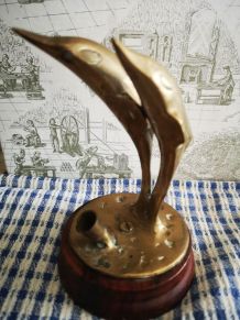 ancien porte crayon de bureau etain bronze 2 dauphins 