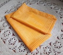 Jolie paire de rideaux orange (vintage)