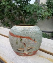 Petit vase en laiton cloisonné (décor canards)