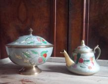 Deux jolies pièces en laiton cloisonné 