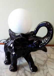 Lampe éléphant et opaline