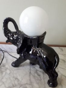 Lampe éléphant et opaline