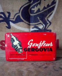 Ancienne boite en tôle lithographiée (bougies))