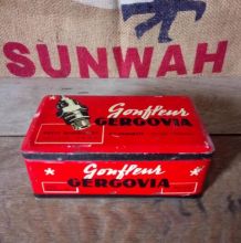 Ancienne boite en tôle lithographiée (bougies))