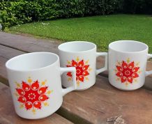 Ensemble de 6 tasses à café fleuries - 1970's flower power