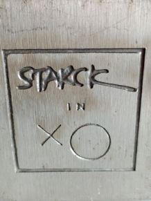 Cendrier Philippe Starck, fonte d'aluminium, ailette