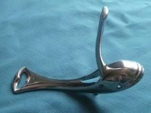 decapsuleur ,casse noix, noisettes baleine  en metal  