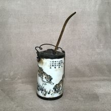 Pipe à eau chinoise en porcelaine fin 19ème.