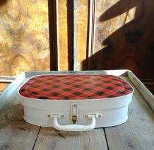 Valisette/boite à couture vintage 