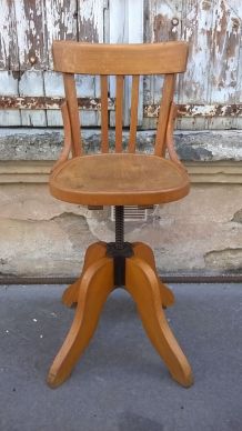 Chaise tournante estampillé baumann