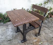 Bureau d'écolier industriel