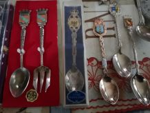 LOT de Petites cuillères de collections anciennes 