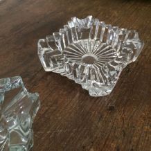Cendrier en verre ciselé 