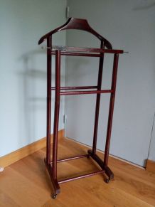 Valet de chambre en bois à double portant pour vêtements