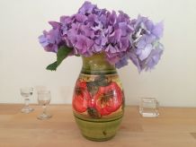Vase Vintage, Un Impressionnant vase Coloré Avec des Fleurs