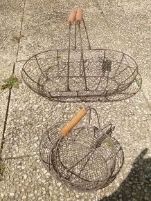 2 paniers en  metal  grillagé