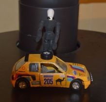 BURAGO PEUGEOT 205 TURBO DAKAR 1/24