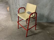 Chaise haute d’écolier