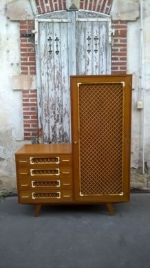 superbe armoire commode asymétrique en chêne et rotin 