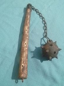 fléau ,accessoire médiéval