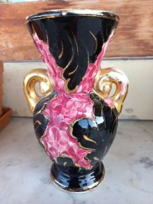 Joli vase Vallauris rose et noir anses