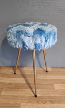tabouret tripode moumoute bleue