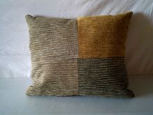 Coussin en tissu fait main