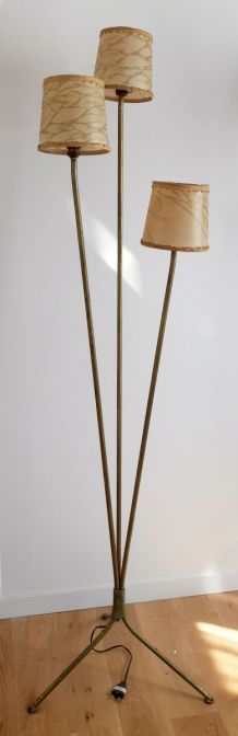 Lampadaire tripode années 50,métal doré
