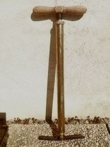 pompe  Michelin ,  vintage