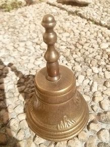 cloche  de  table  en laiton , vintage