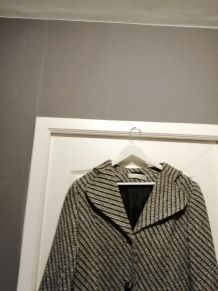 manteau en polyester années 2000taiile 42 marque adele joris
