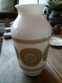 Vase vintage en opaline des années 70
