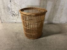 Corbeille à papiers en rotin