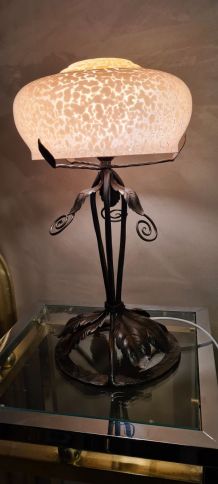 lampe  fer art déco abat jour  clichy rose, 1930 a 40      ,