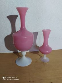 Jolie Paire De Vase En Opaline Rose vintage