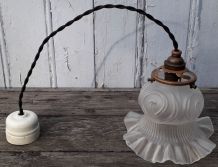 suspension tulipe verre opaque