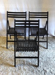 3 Chaises pliantes design en bois – années 80