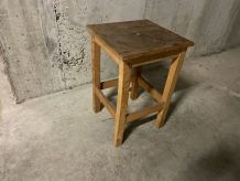Tabouret d’atelier en bois