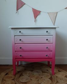 Petite Commode chambre fille