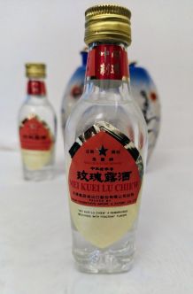 Service à  Saké et alcool chinois